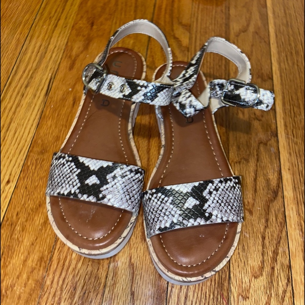 Unisa Umbreiza Snake-print Platform Sandals Women’s Size 7 1/2